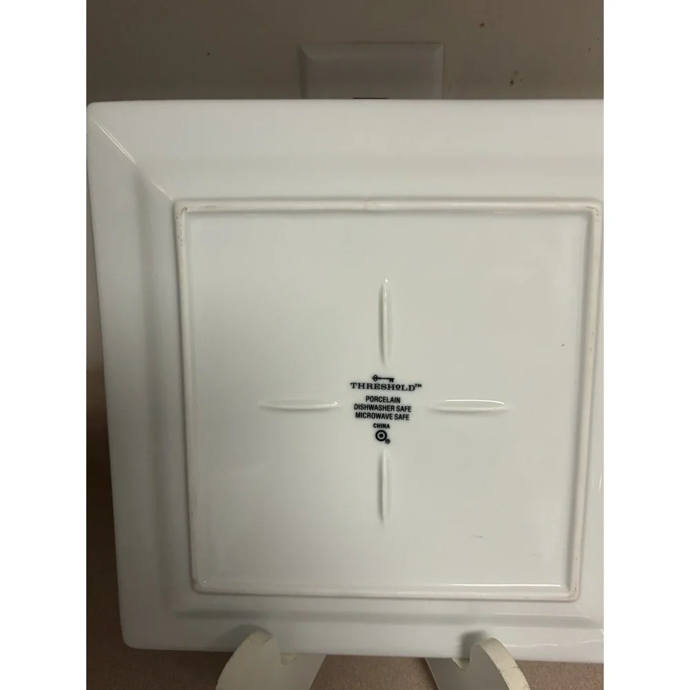 Threshold Porcelain Square 10
